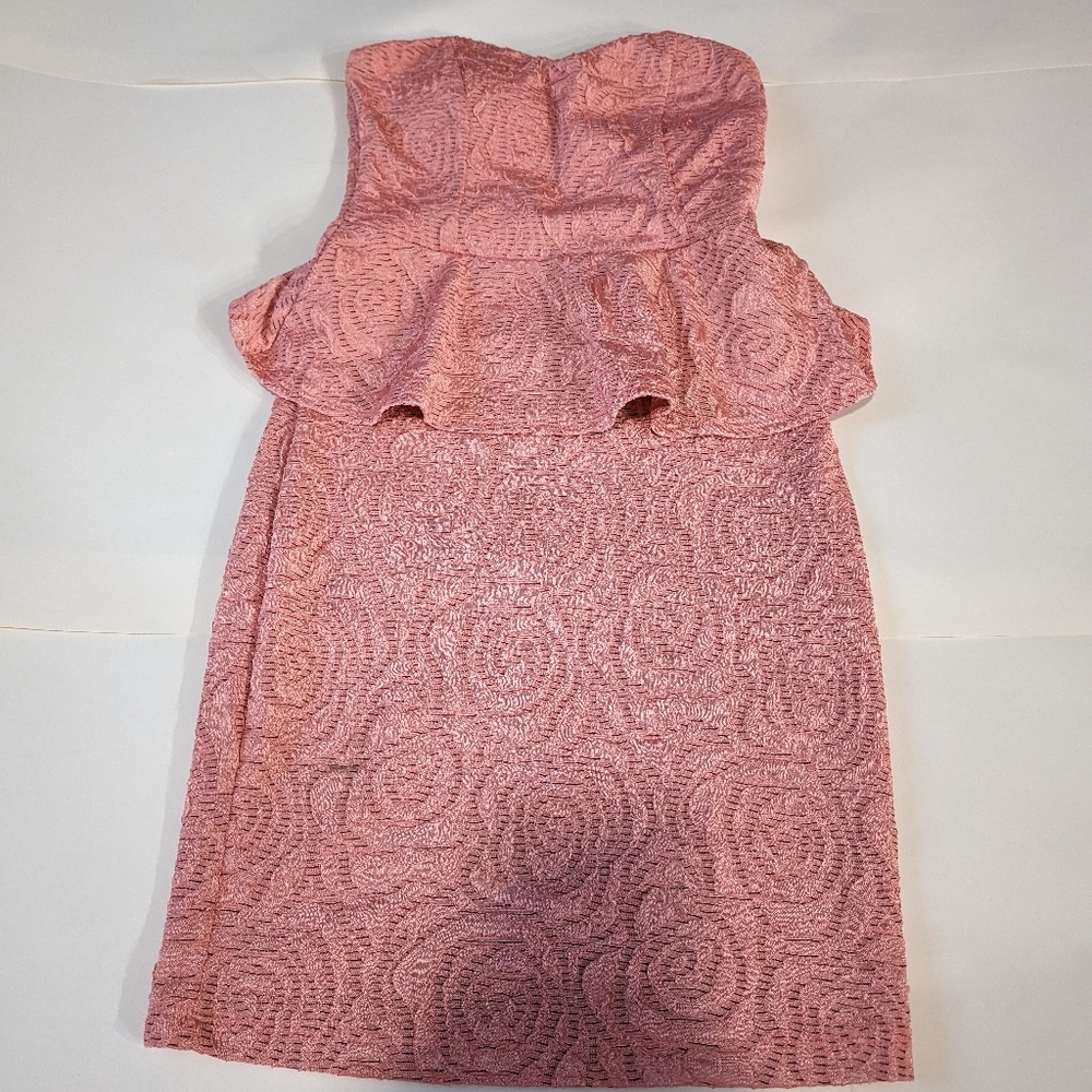 Pink Rose Bodycon Peplum Strapless Dress